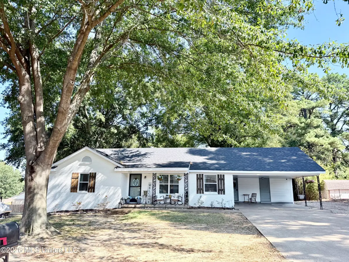 262 Sweetbriar Avenue, Hernando, MS 38632 - #1