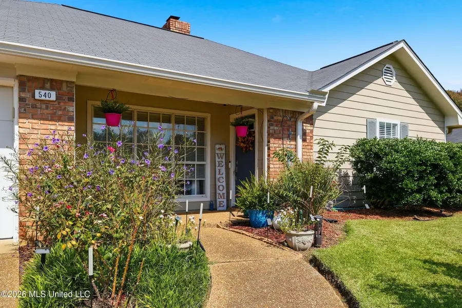 540 Brentwood Drive, Madison, MS 39110 - #3