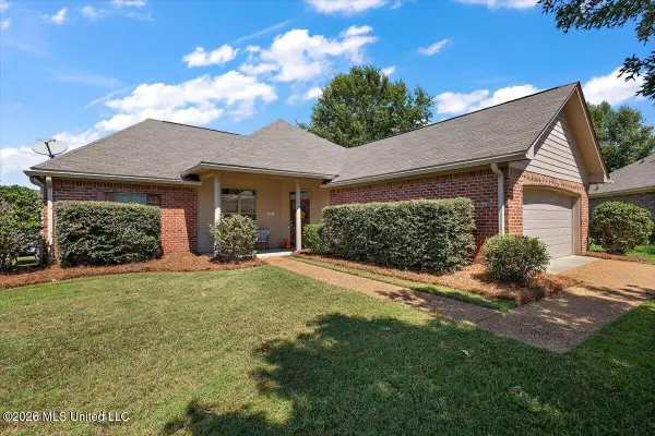 102 Eastland Cove, Canton, MS 39046