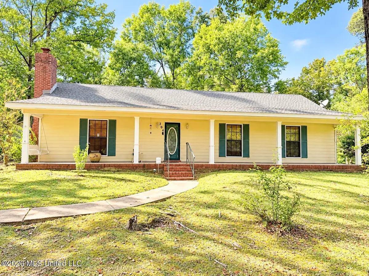 304 Pebblecreek Road, Grenada, MS 38901 - #1
