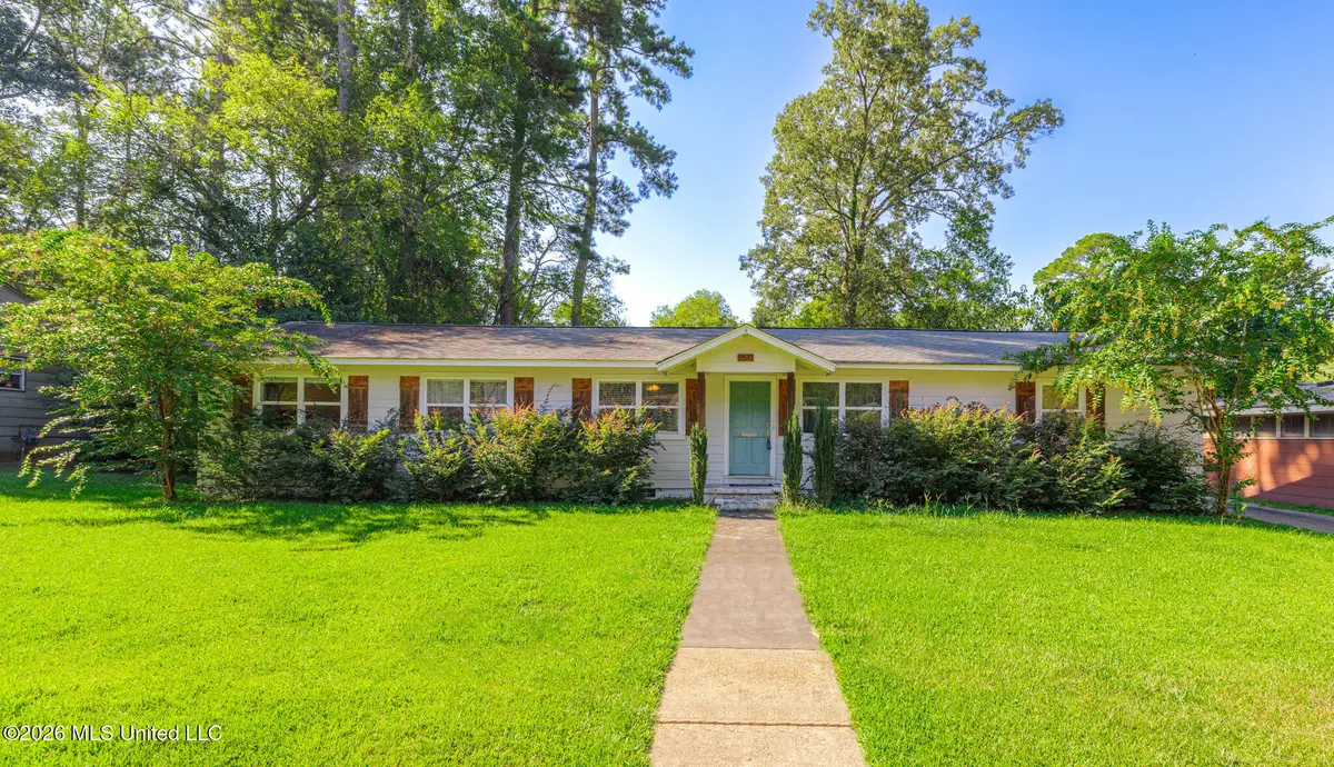 1611 Kent Avenue, Jackson, MS 39211 - #1