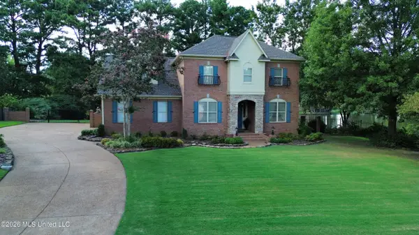 8209 Longwood Drive, Olive Branch, MS 38654