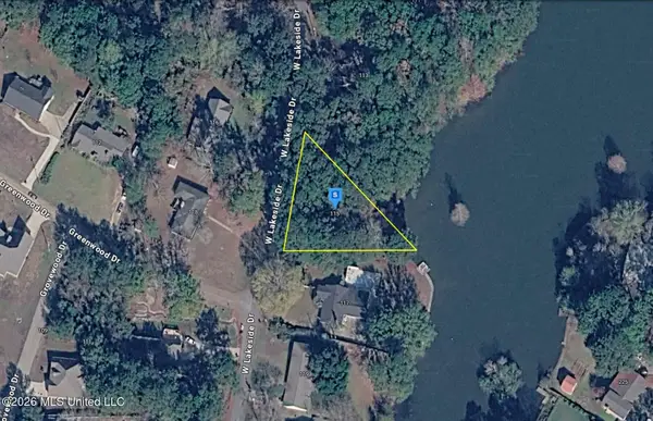 115 W Lakeside Drive, Hattiesburg, MS 39402