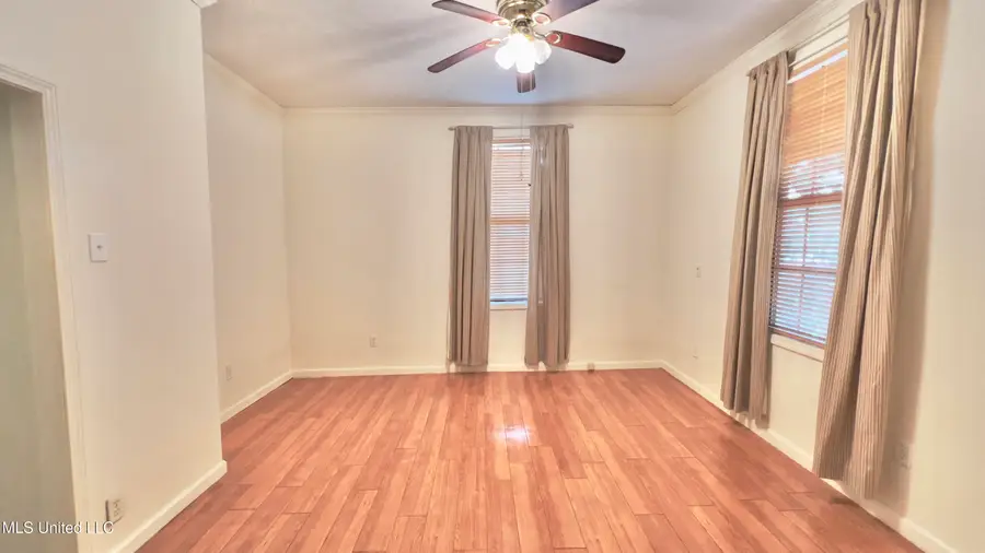 1603 Roosevelt Street, Pascagoula, MS 39567 - #2