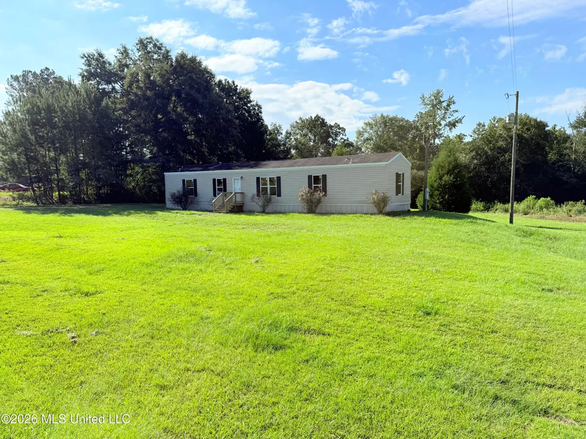 1062 Robinson Road, McComb, MS 39648 - #1