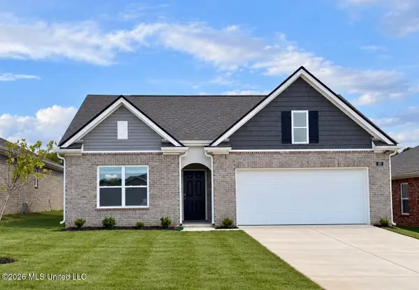 83 Pine Street, Byhalia, MS 38611