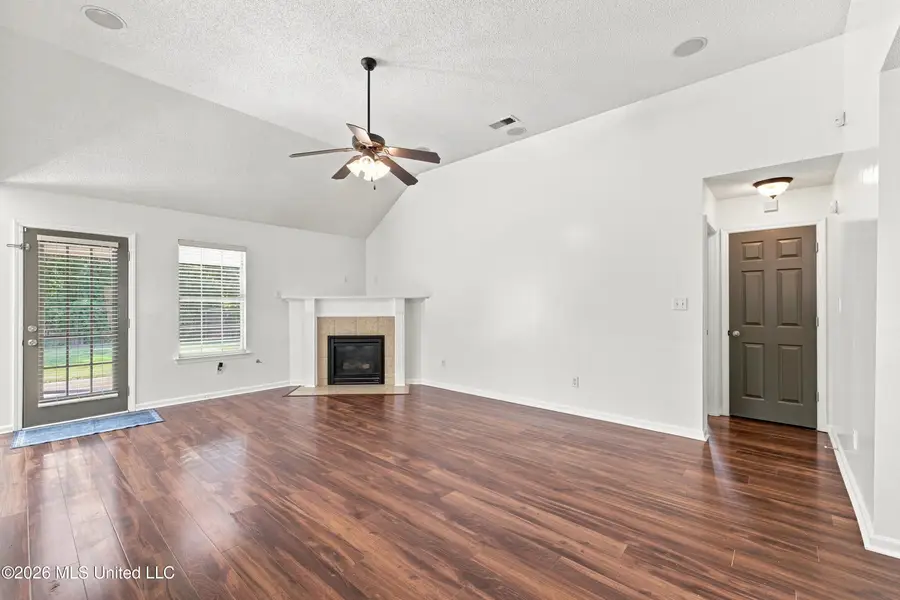 3093 Amanda Belle, Southaven, MS 38672 - #3