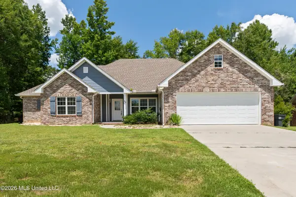 23 E Chapel Hill Boulevard, Hattiesburg, MS 39402