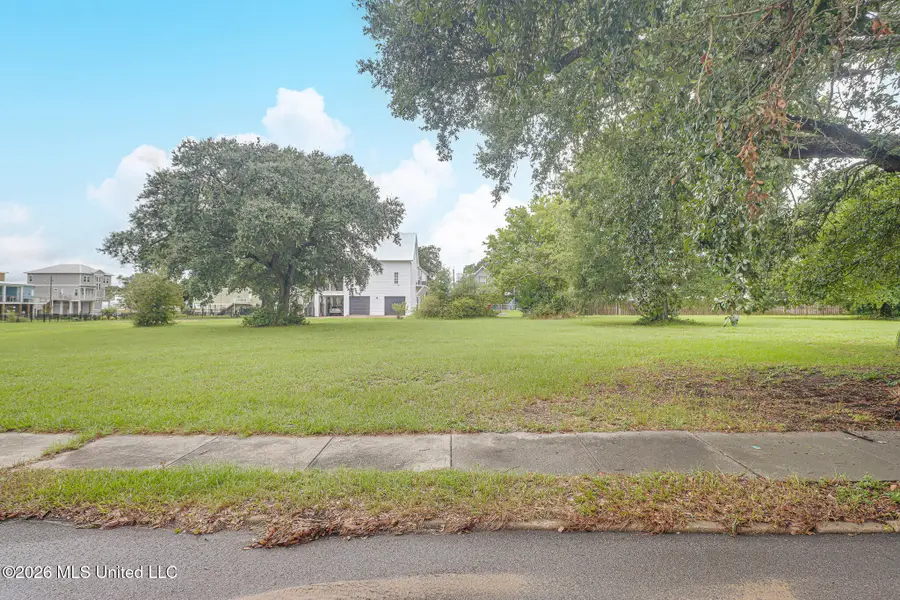 129 Saint Charles Avenue, Biloxi, MS 39530 - #3