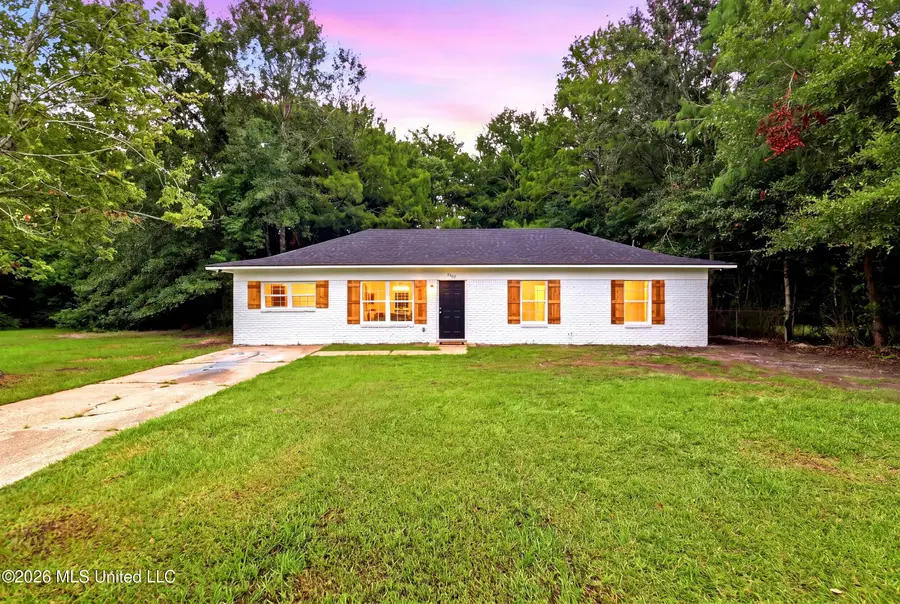 3307 Johnson Drive, Gulfport, MS 39501 - #3