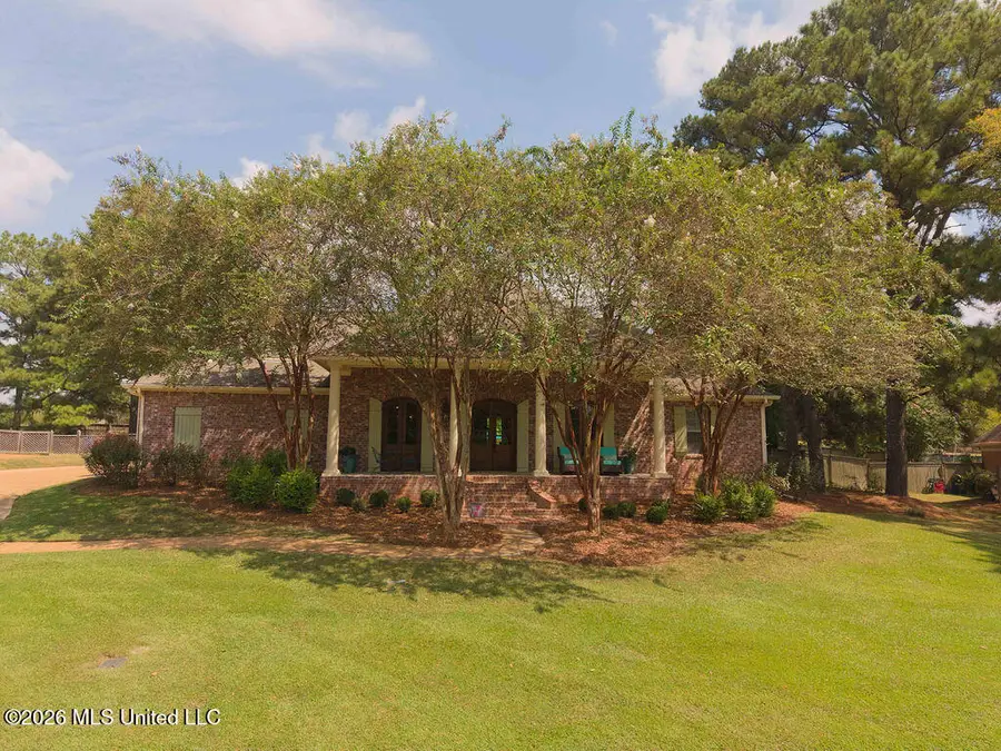 255 Forest Lake Drive, Madison, MS 39110 - #2