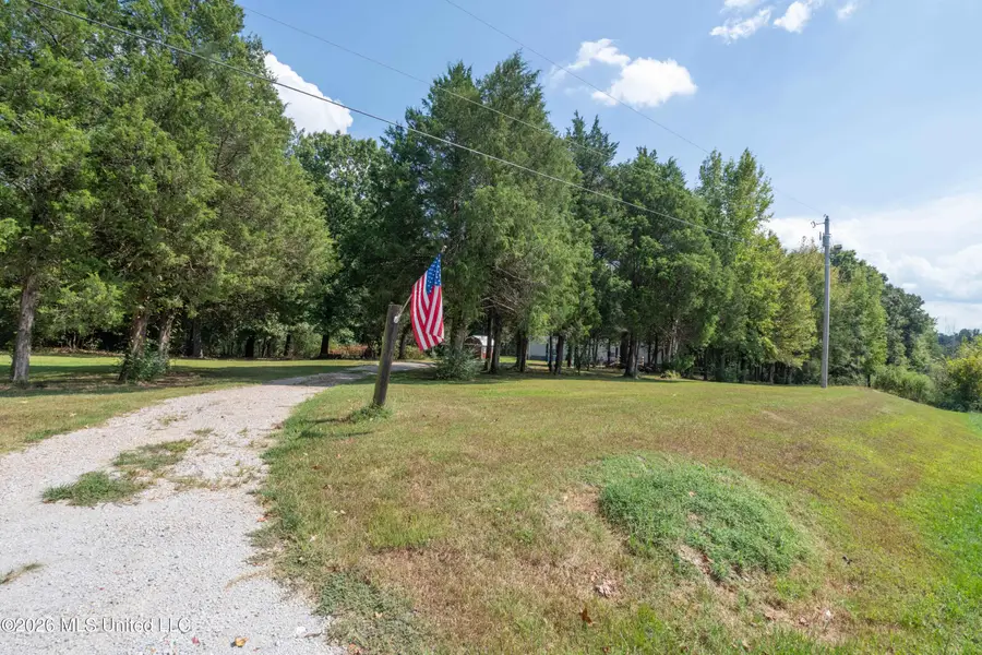 2 Valley View Road, Byhalia, MS 38611 - #2