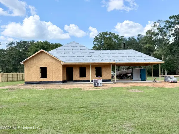6715 Caraway Road, Moss Point, MS 39562