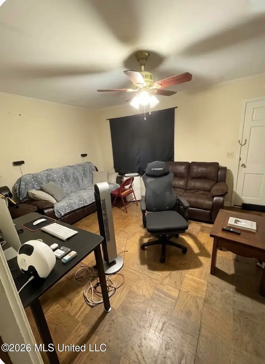 212 N Willow Drive, Yazoo City, MS 39194 - #3