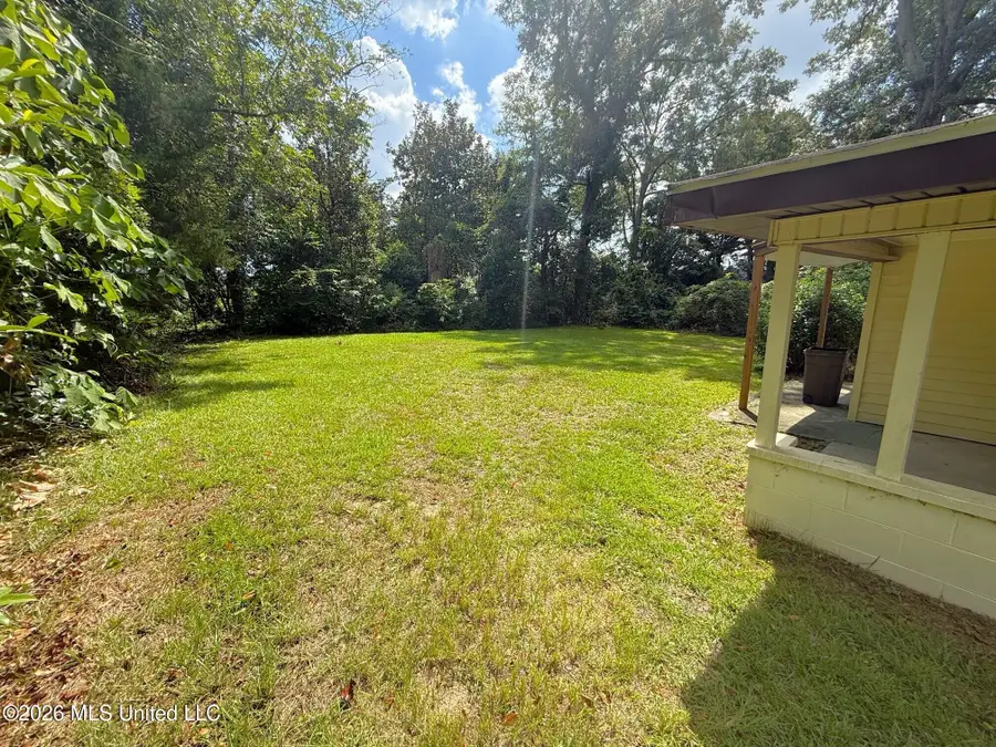 309 S West Avenue, McComb, MS 39648 - #3