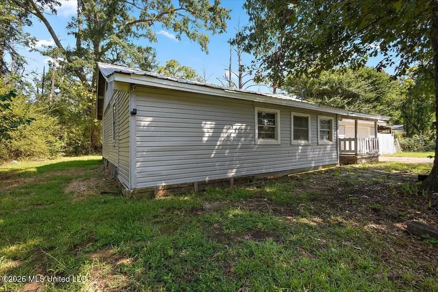 1446 Lakeview Avenue, Jackson, MS 39212 - #2