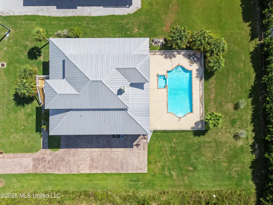 312 S Seashore Avenue, Long Beach, MS 39560 - #3