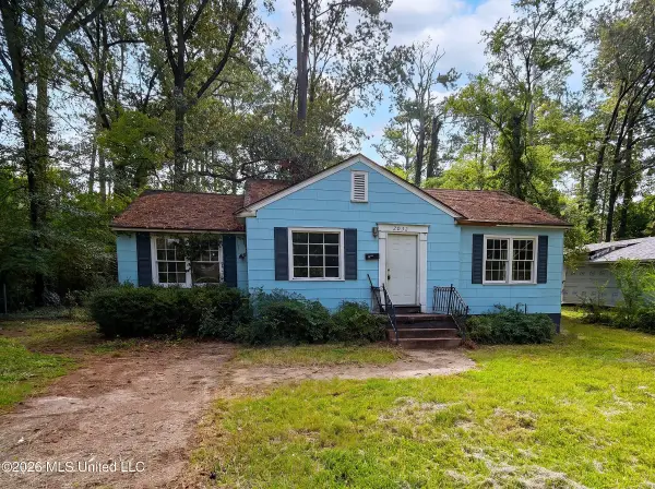 2032 Willow Way, Jackson, MS 39204