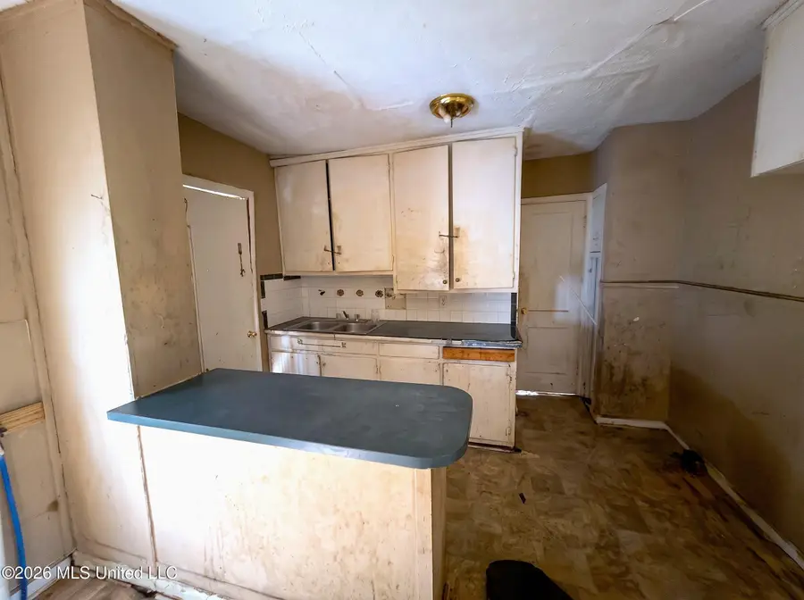 2032 Willow Way, Jackson, MS 39204 - #2