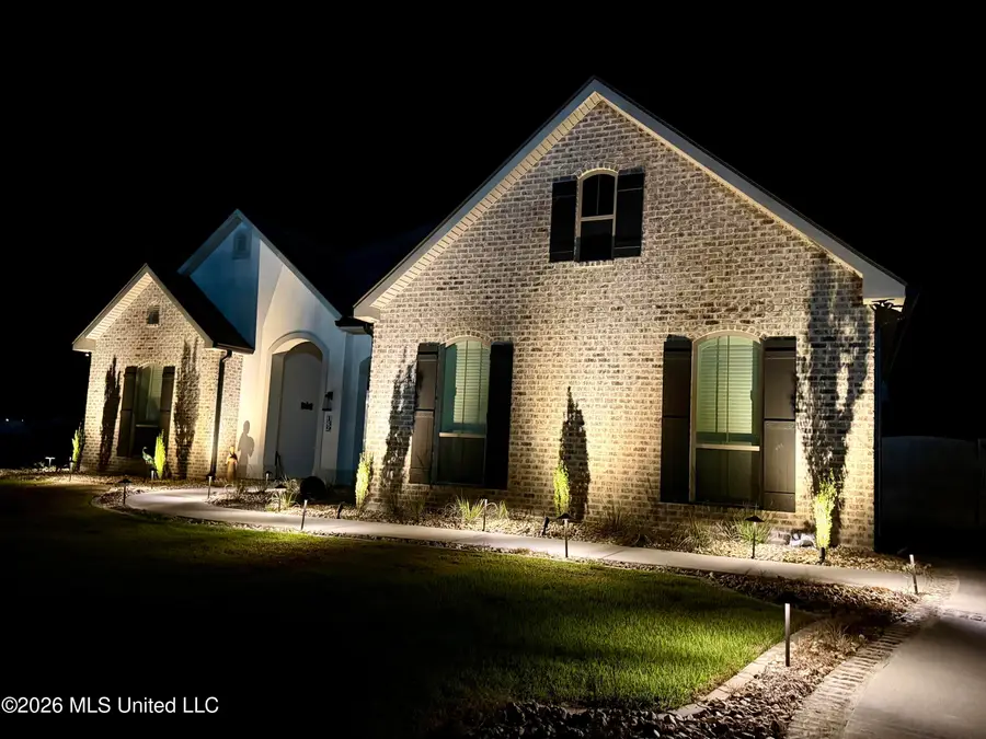 139 Jefferson Davis Parkway, Picayune, MS 39466 - #3