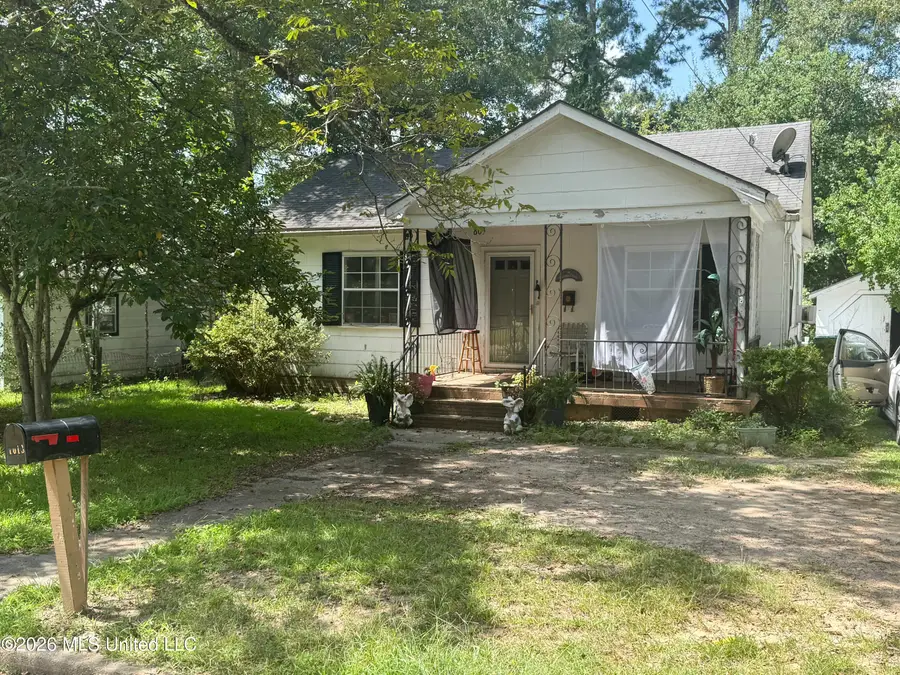803 Robertson Street, Brookhaven, MS 39601 - #2