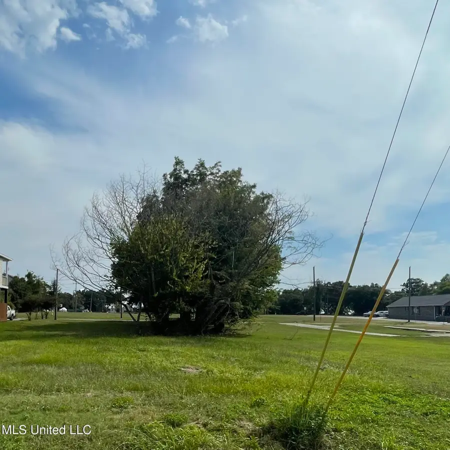 387 Richmond Drive, Biloxi, MS 39530 - #2