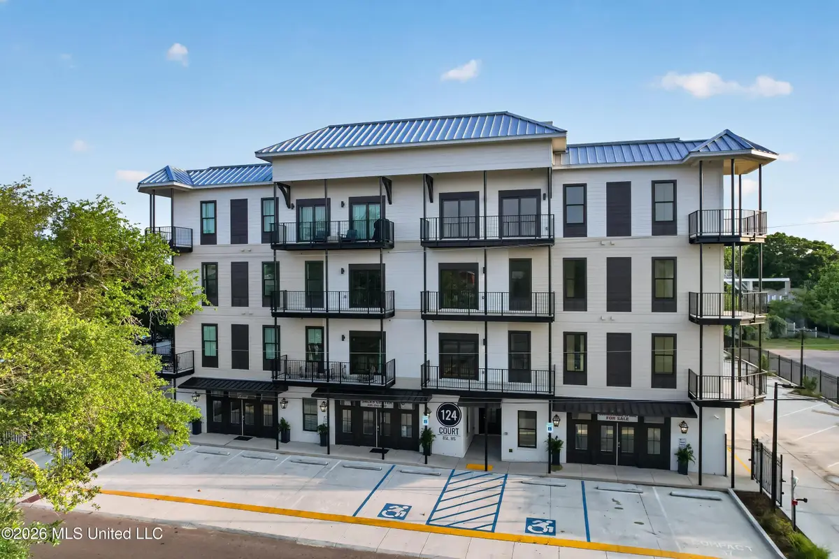 124 Court Street, Bay Saint Louis, MS 39520 - #1