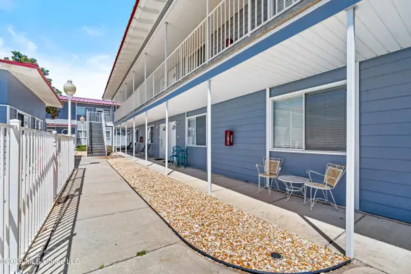 1664 Beach Boulevard, Biloxi, MS 39531