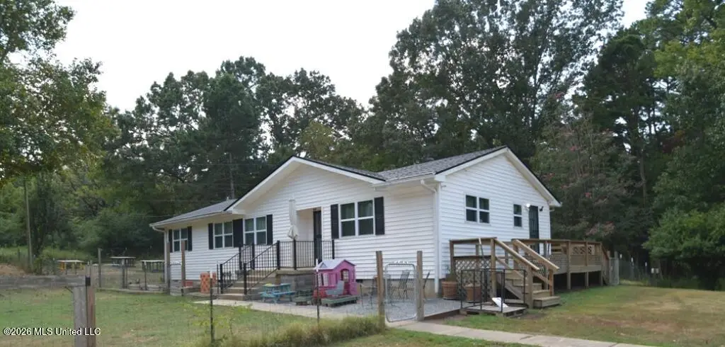 725 Shinault Road, Byhalia, MS 38611 - #1