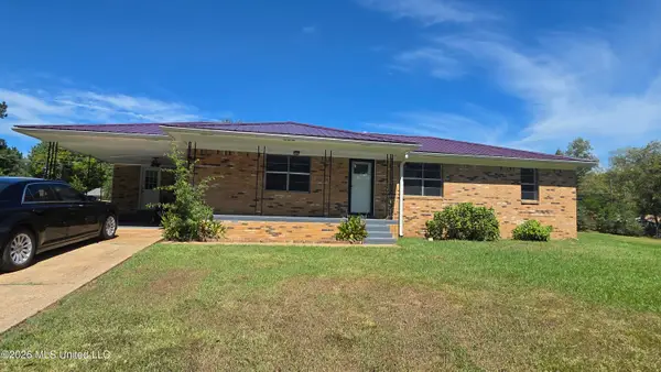 455 N Hill Street, Holly Springs, MS 38635