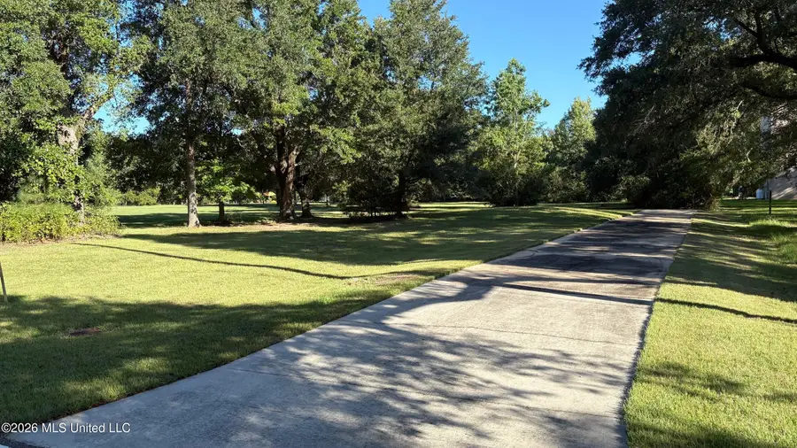 10158 E Shorecrest Road, Biloxi, MS 39532 - #2