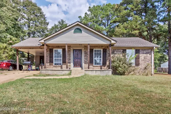 1620 W Gilford Cove, Southaven, MS 38671