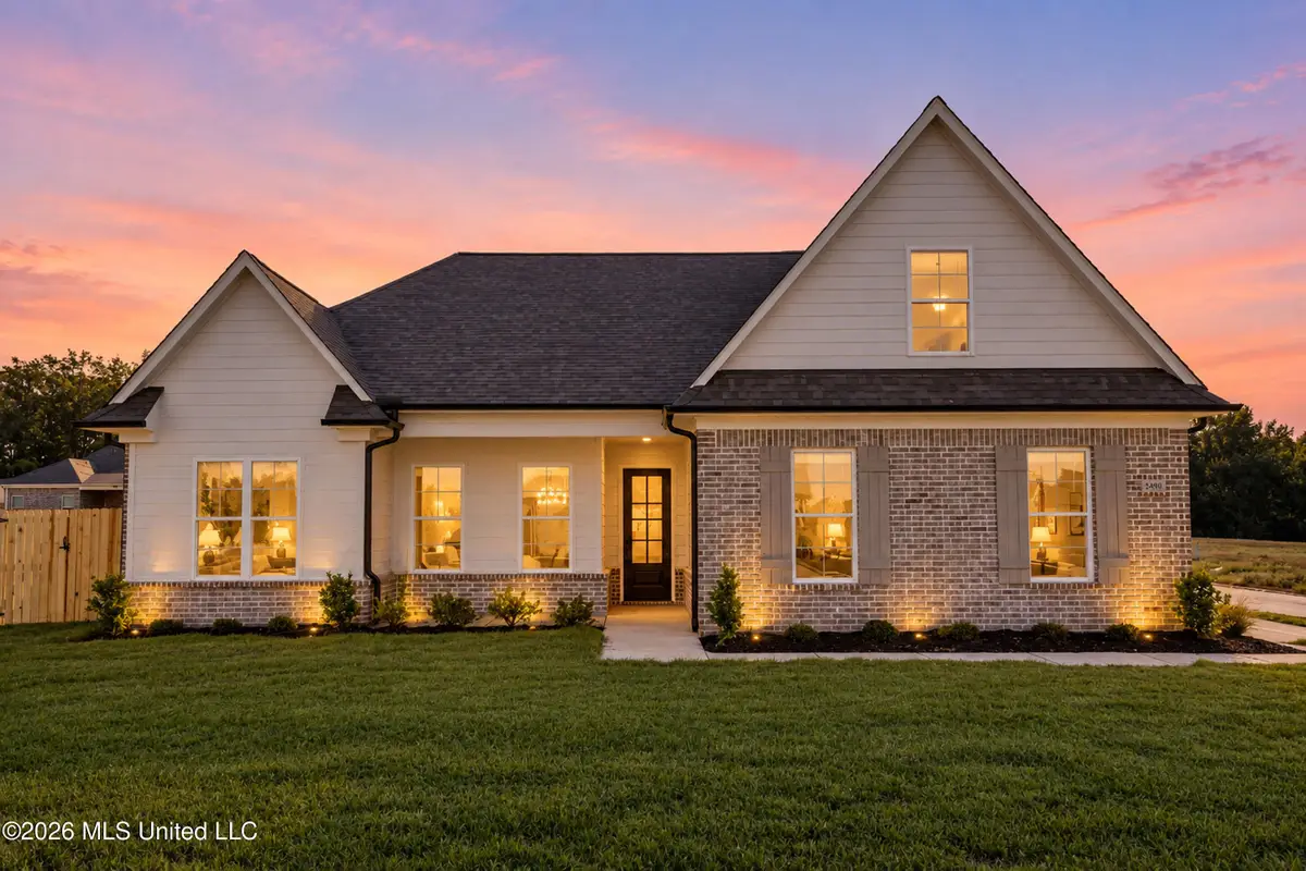 3490 Ivy Lane, Hernando, MS 38632 - #1