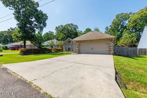 9870 Koloa Street, Diamondhead, MS 39525 - #2