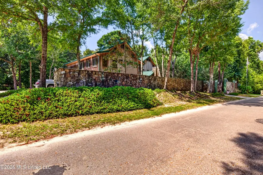 3205 N 1st Street, Ocean Springs, MS 39564 - #2