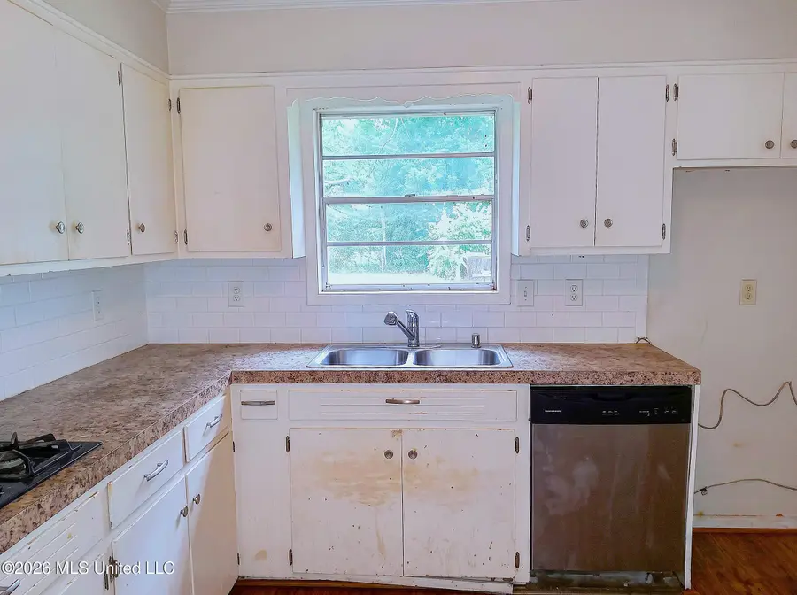511 Kings Row, Yazoo City, MS 39194 - #2