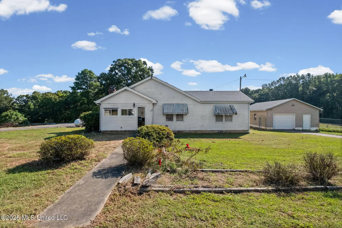 5126 Smith Road, Coldwater, MS 38618 - #1