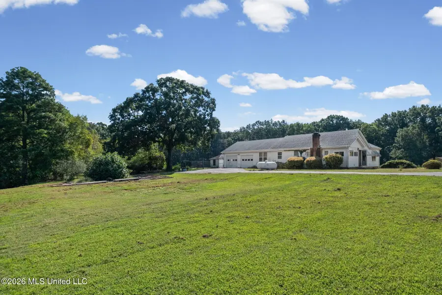5126 Smith Road, Coldwater, MS 38618 - #3