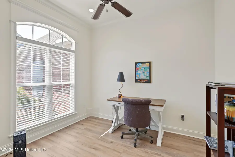 45 Thornbury Lane, Hattiesburg, MS 39402 - #3