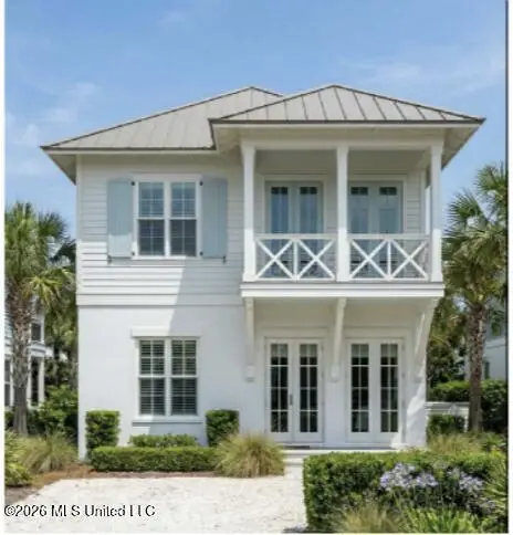 286 Porter Avenue, Ocean Springs, MS 39564