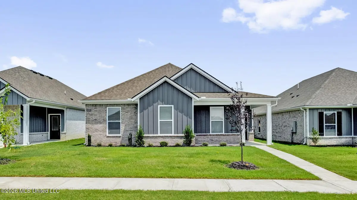 8160 Bankhead Drive, Olive Branch, MS 38654 - #1