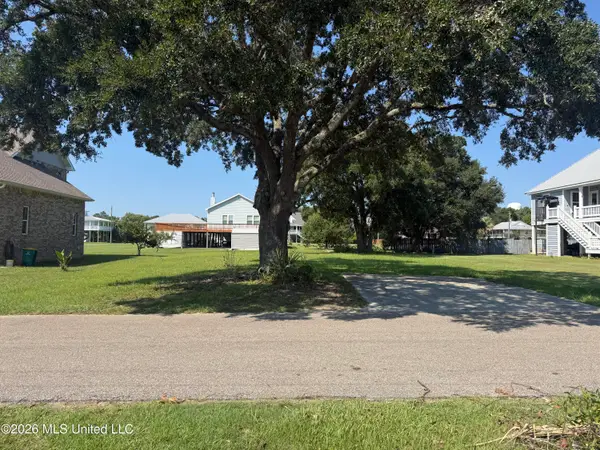 105 Buena Vista Drive, Long Beach, MS 39560