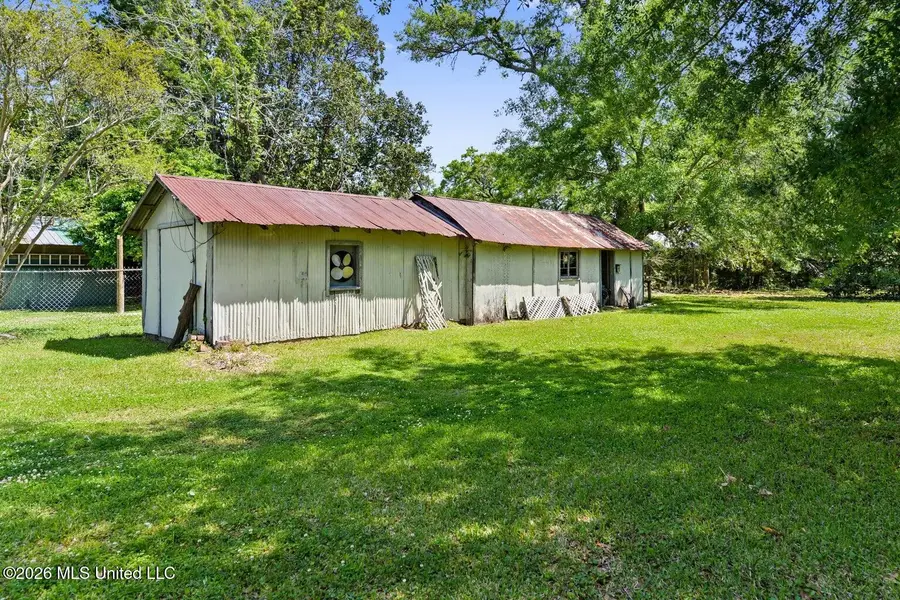 506 Ward Avenue, Ocean Springs, MS 39564 - #3