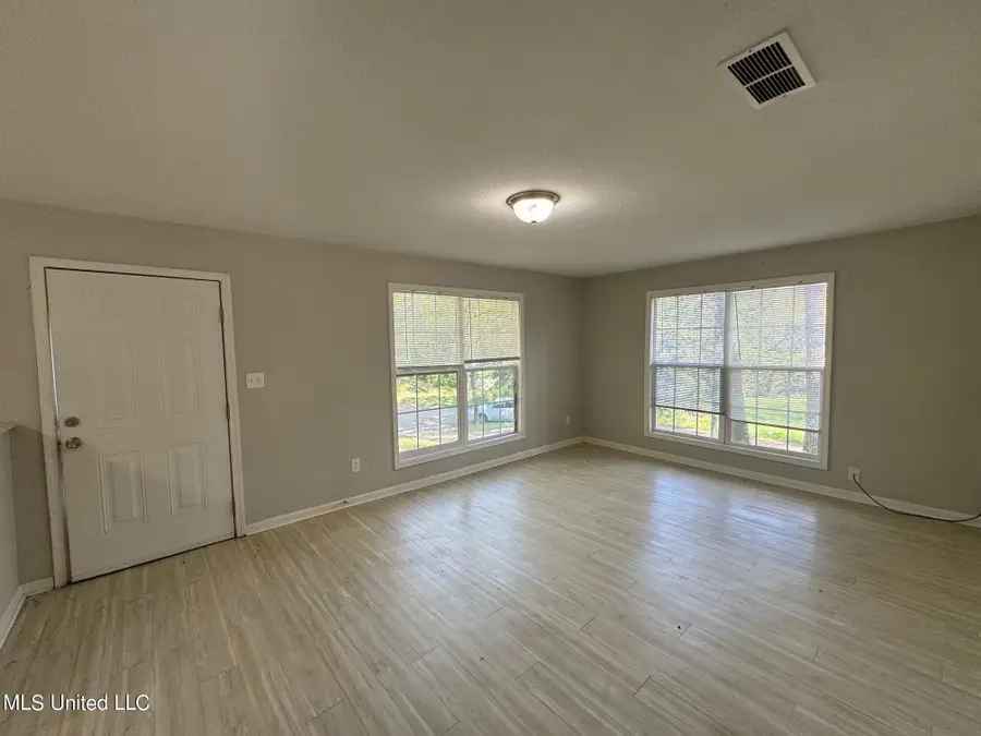 239-241 Lawrence Road, Jackson, MS 39206 - #3