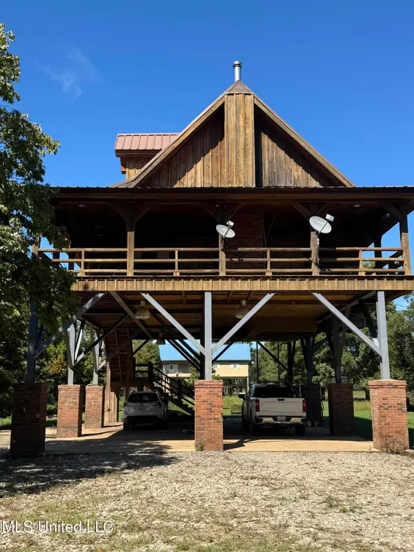 4011 Lake Mary Road, Woodville, MS 39669