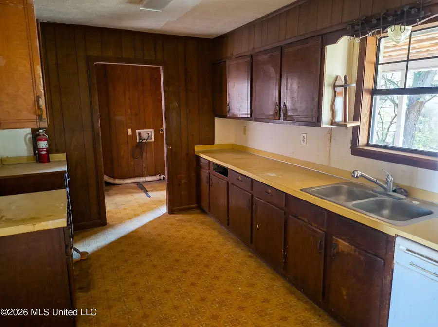 170 Parsonage Road, Belzoni, MS 39038 - #2