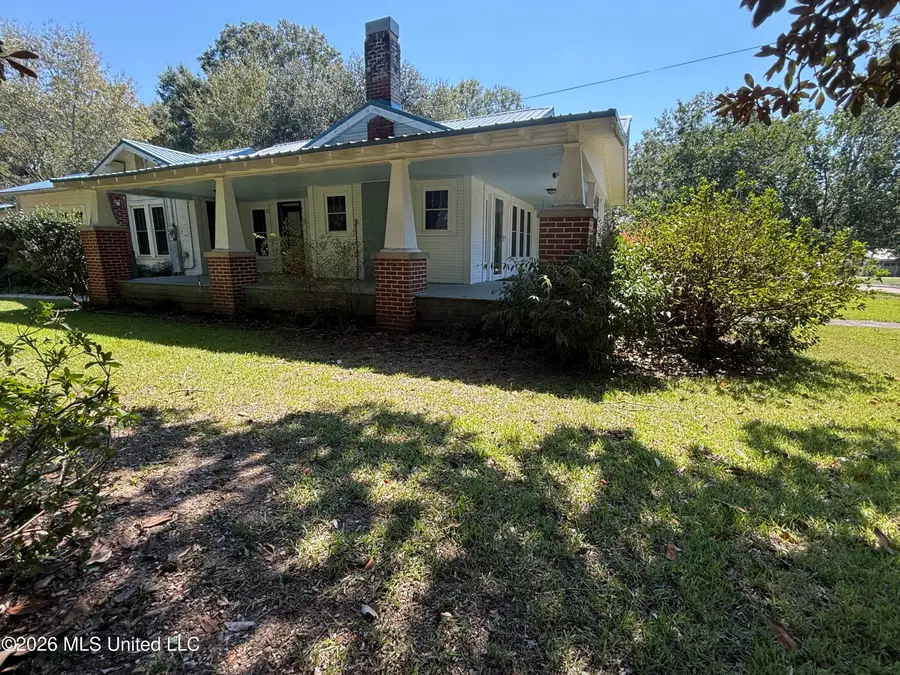 601 Cleveland Avenue, Tylertown, MS 39667 - #3