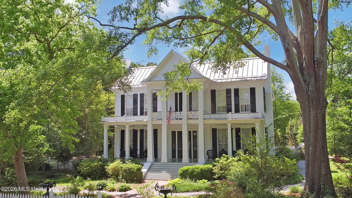 138 E Fulton Street, Canton, MS 39046 - #1