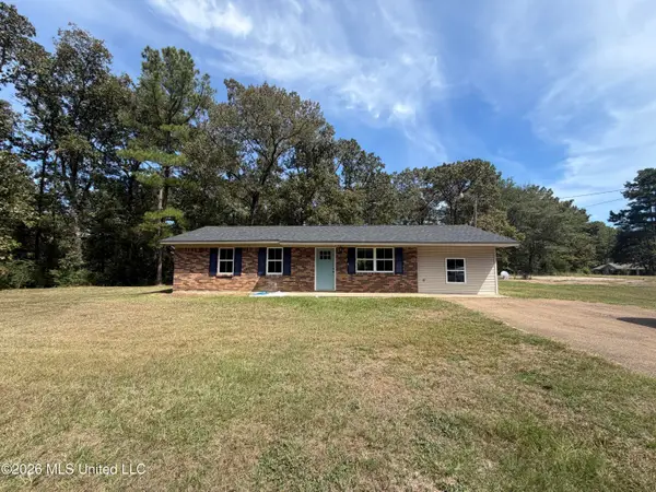 665 S Main Street, Mendenhall, MS 39114