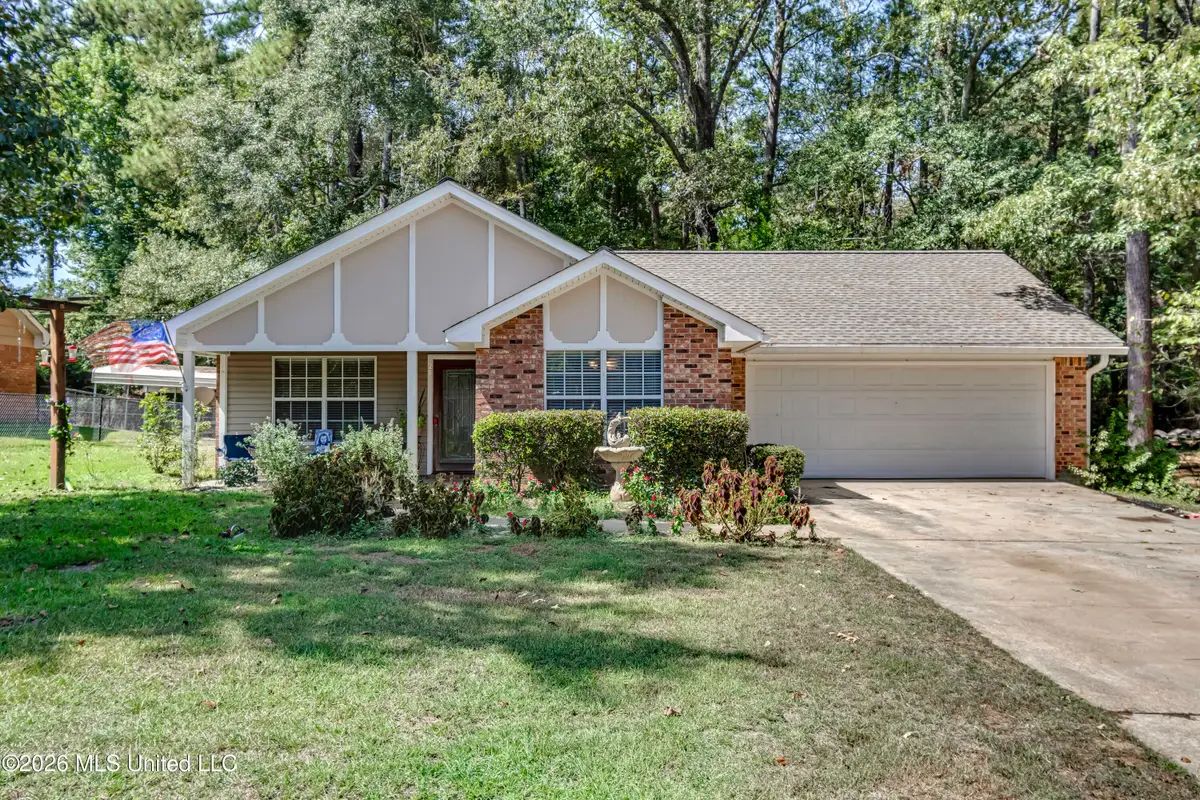28 Circle Drive, Magee, MS 39111 - #1